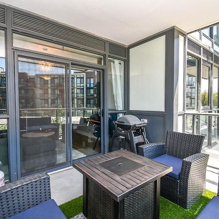 Pet Friendly Condos At Friday Harbour Innisfil ภายนอก รูปภาพ