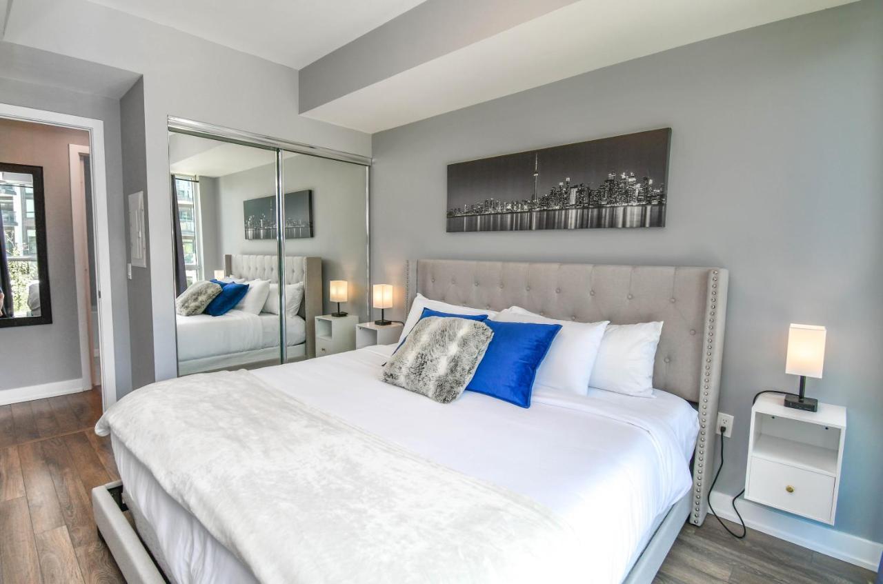 Pet Friendly Condos At Friday Harbour Innisfil ภายนอก รูปภาพ