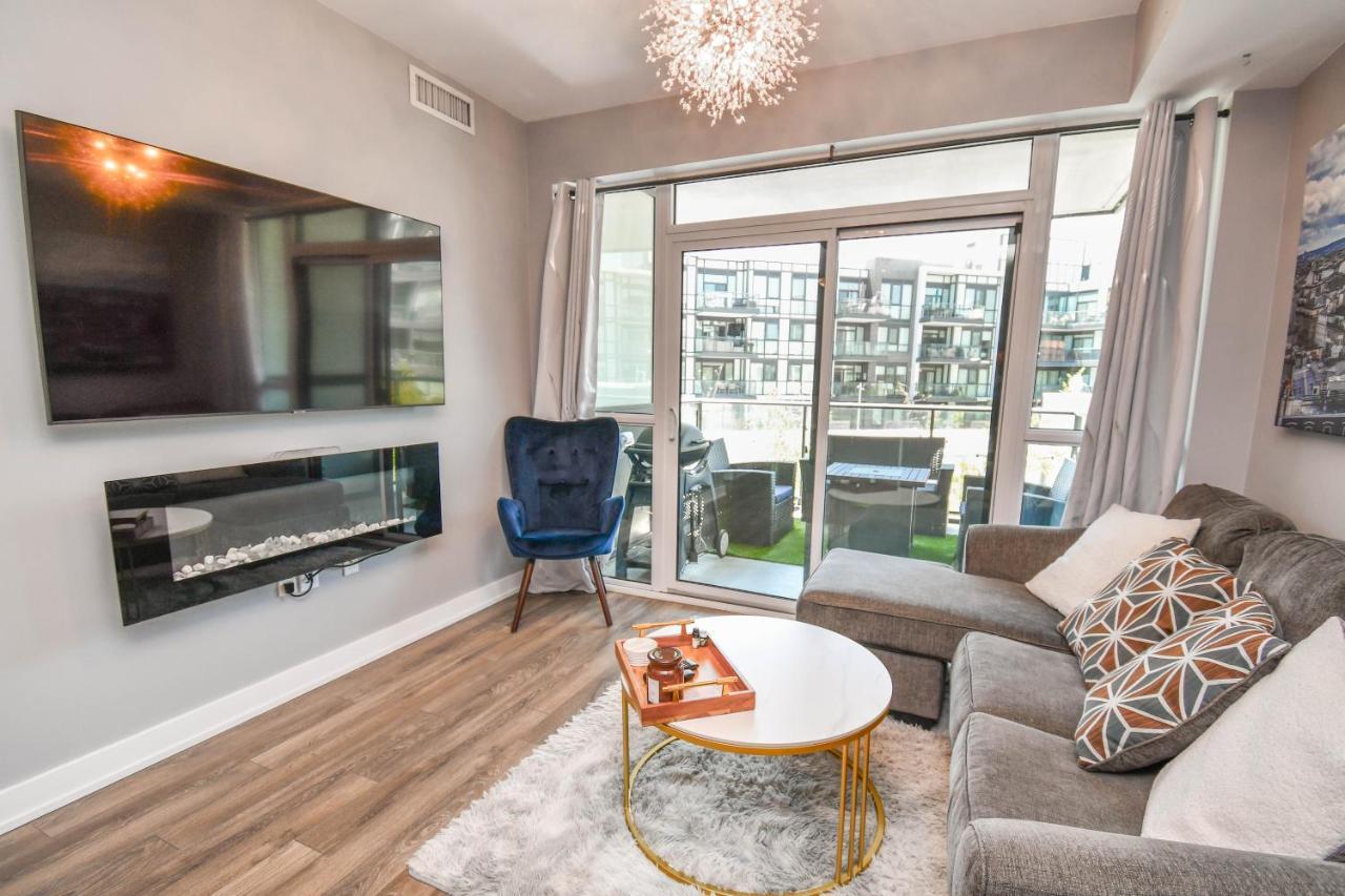 Pet Friendly Condos At Friday Harbour Innisfil ภายนอก รูปภาพ