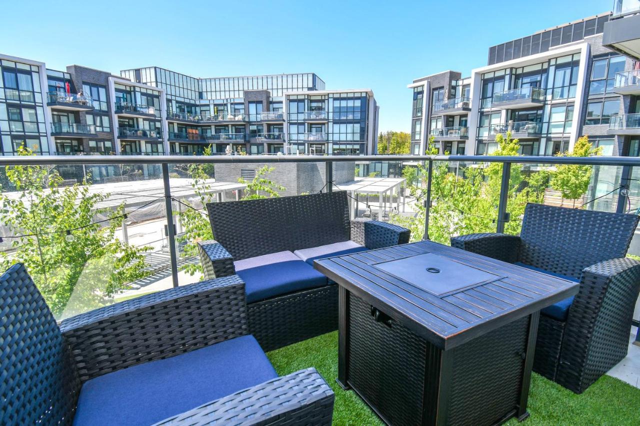 Pet Friendly Condos At Friday Harbour Innisfil ภายนอก รูปภาพ