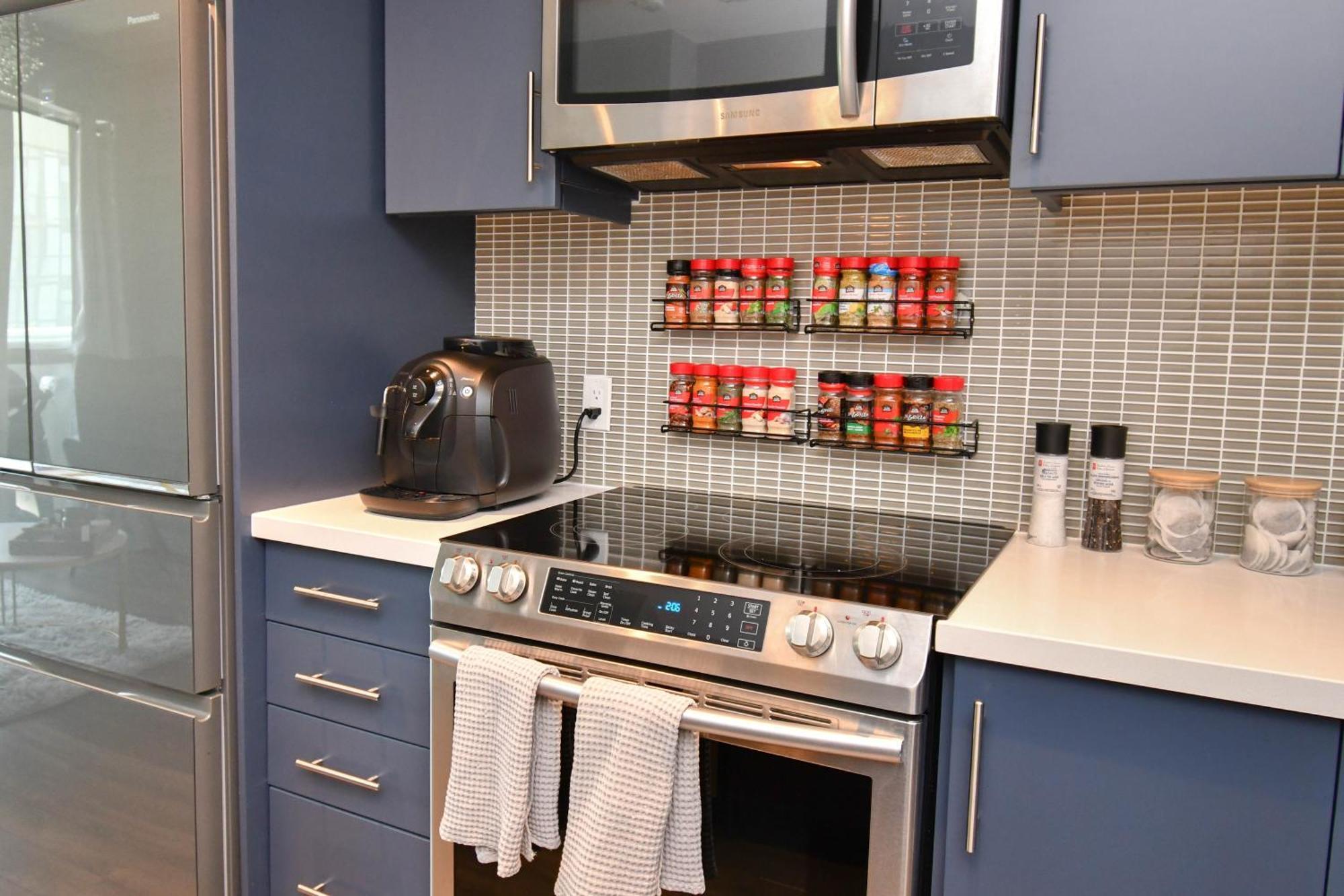 Pet Friendly Condos At Friday Harbour Innisfil ภายนอก รูปภาพ